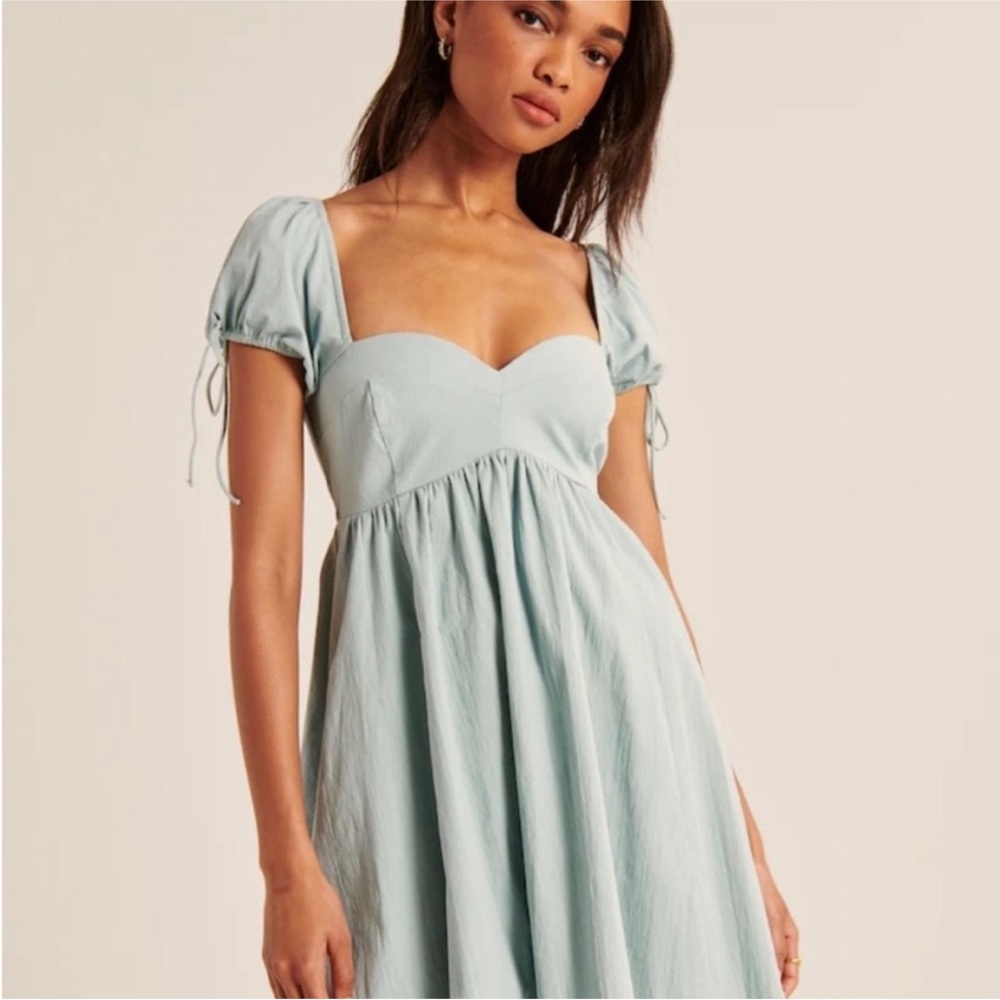 Abercrombie & Fitch Puff Sleeve Mini Dress With Sweetheart Neckline